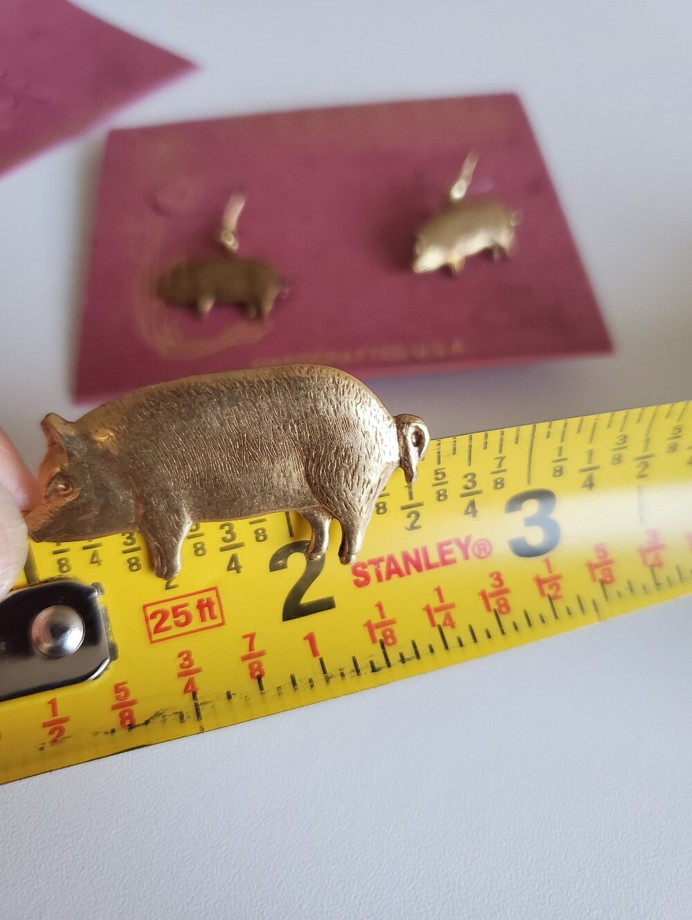 New Rosebud Pig Earrings And Brooch Set - Picture 4 of 10